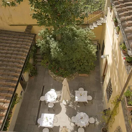 Nocleg ze śniadaniem Residenza Il Villino 3*